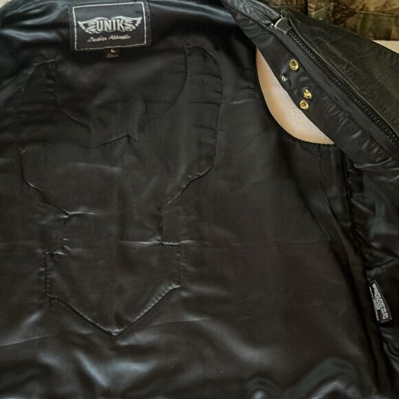 Vintage UNIK SZ LG Adjustable Leather Vest & Neck Cover Embroidered W/Event Pins - Picture 12 of 15